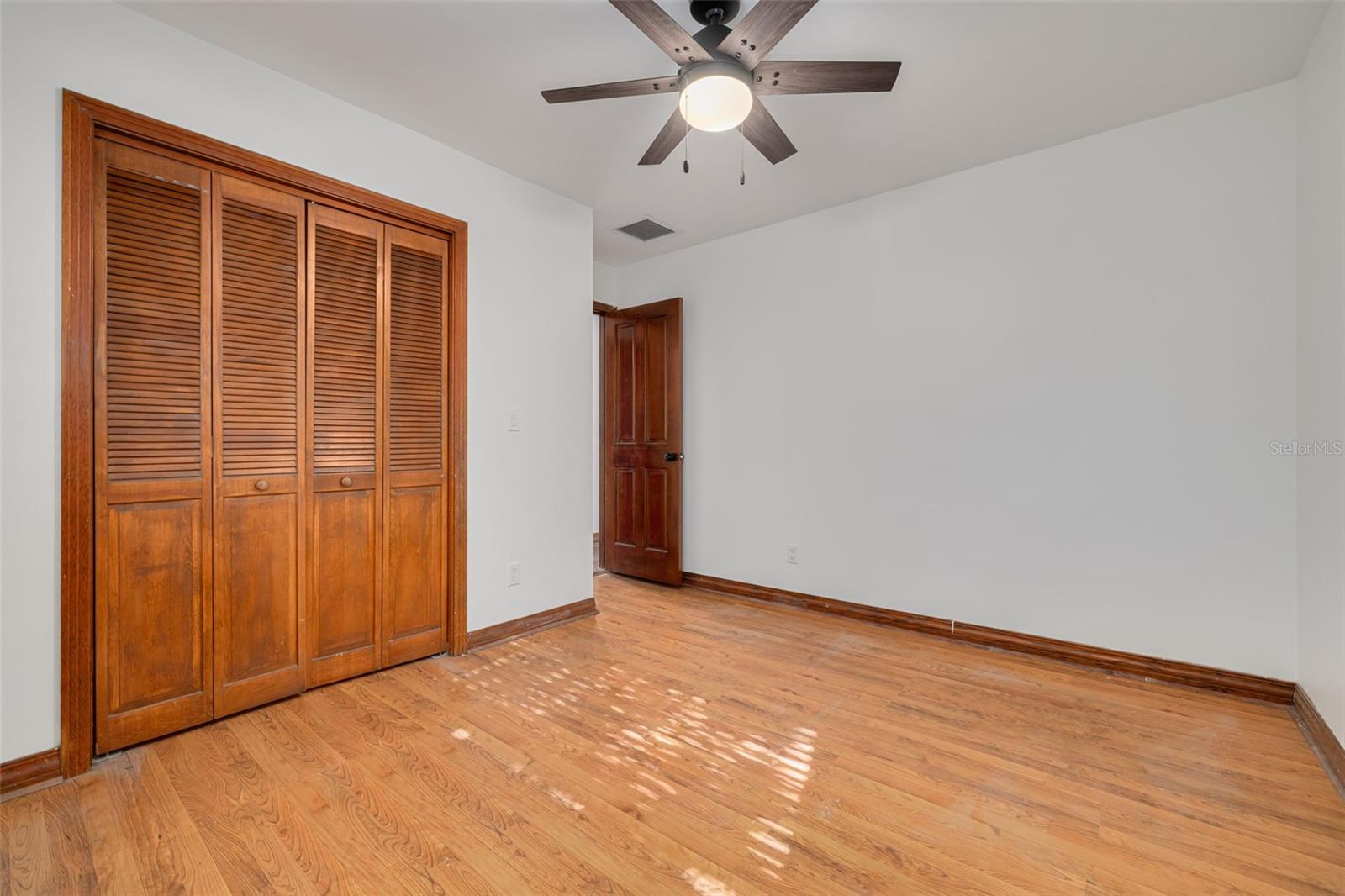 DAVIS ISLANDS PB10 PG52 TO 57 - Residential