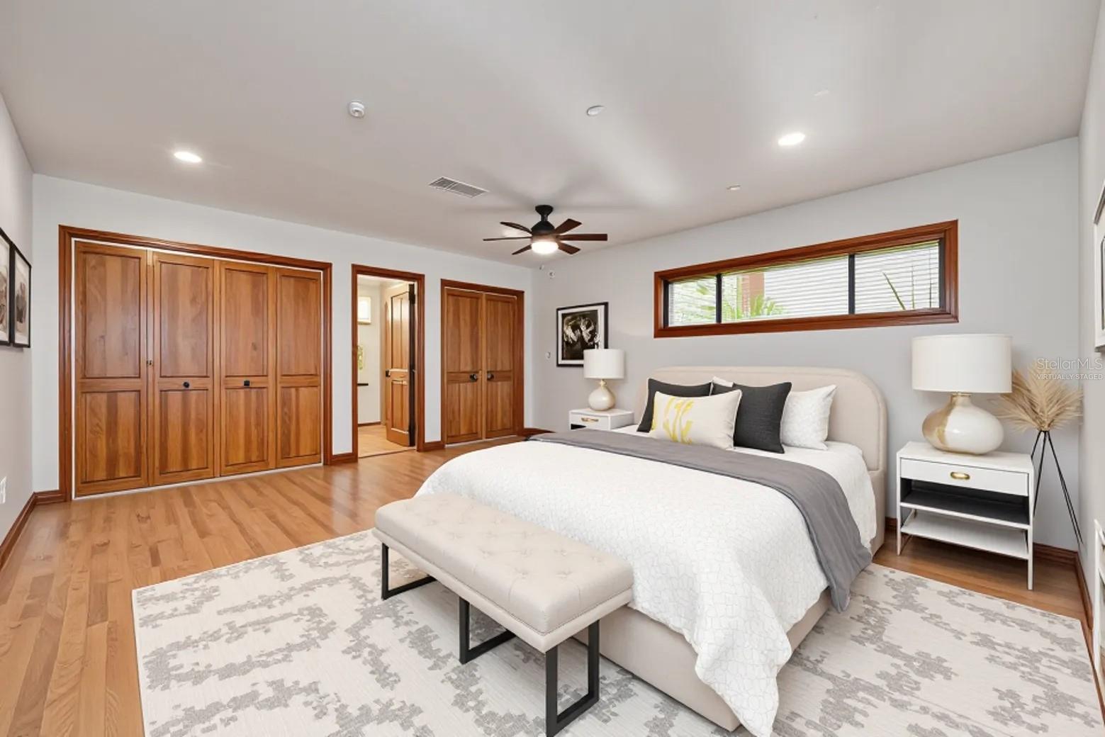 DAVIS ISLANDS PB10 PG52 TO 57 - Residential