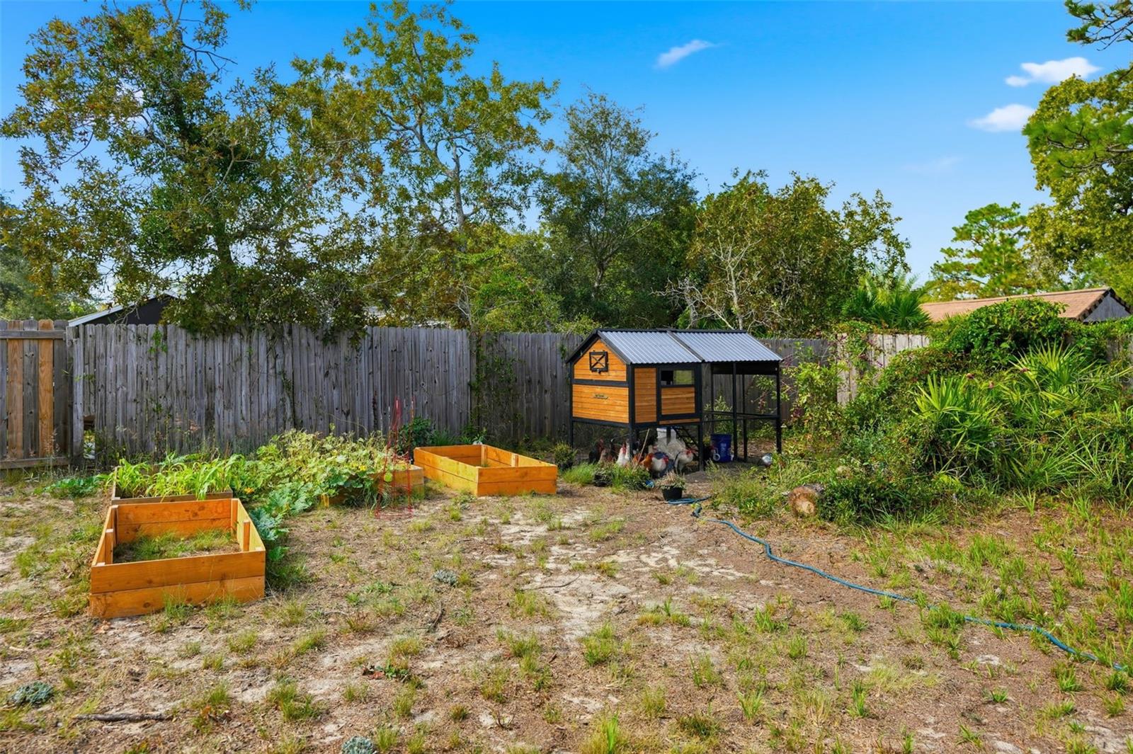 ROYAL HIGHLANDS - Residential