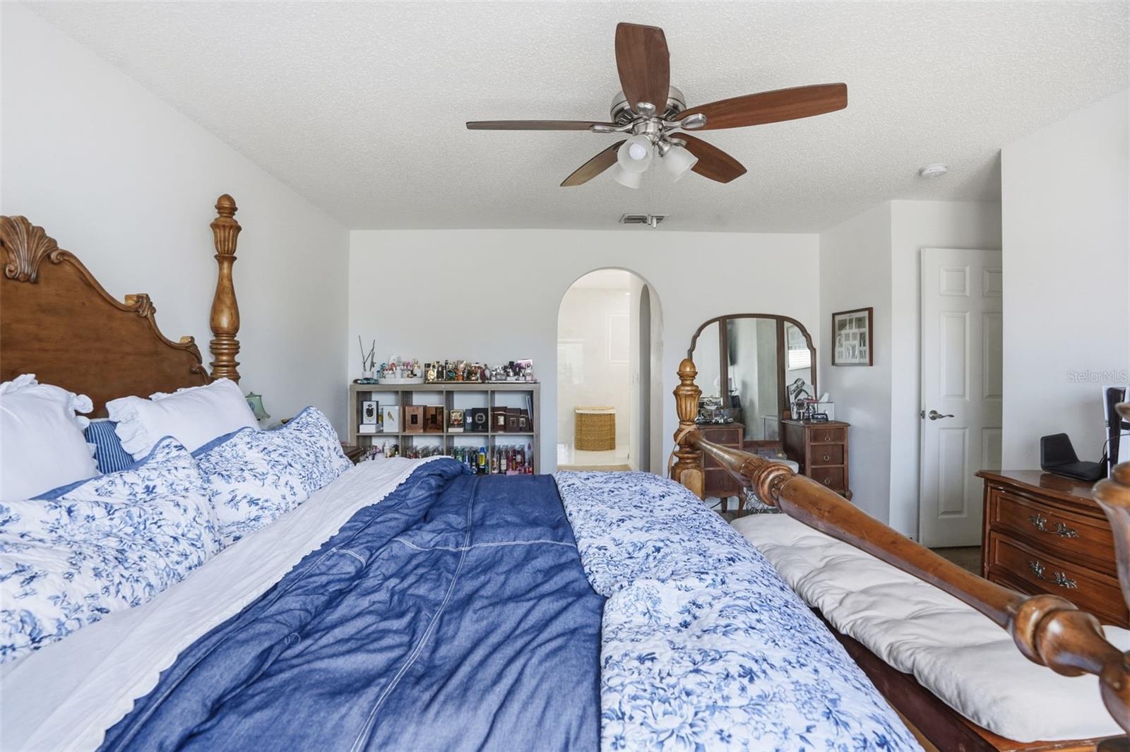 ROYAL HIGHLANDS - Residential