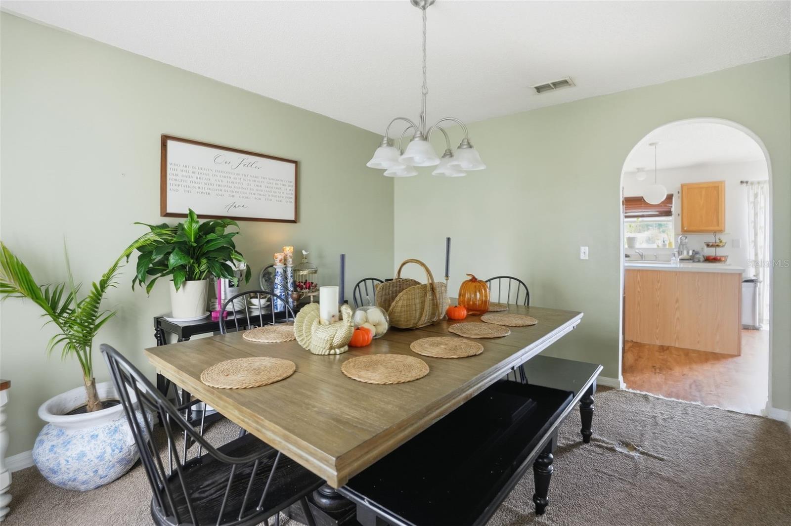 ROYAL HIGHLANDS - Residential