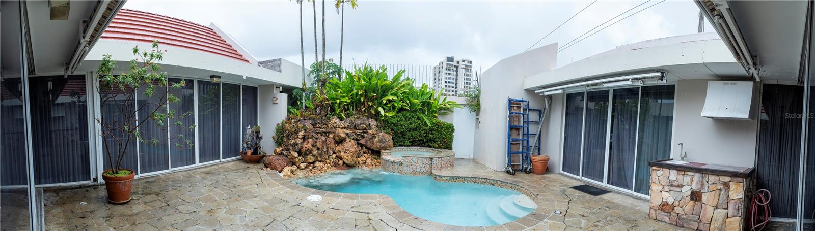 I-16 BUCARE STREET CAPARRA HILLS - Residential