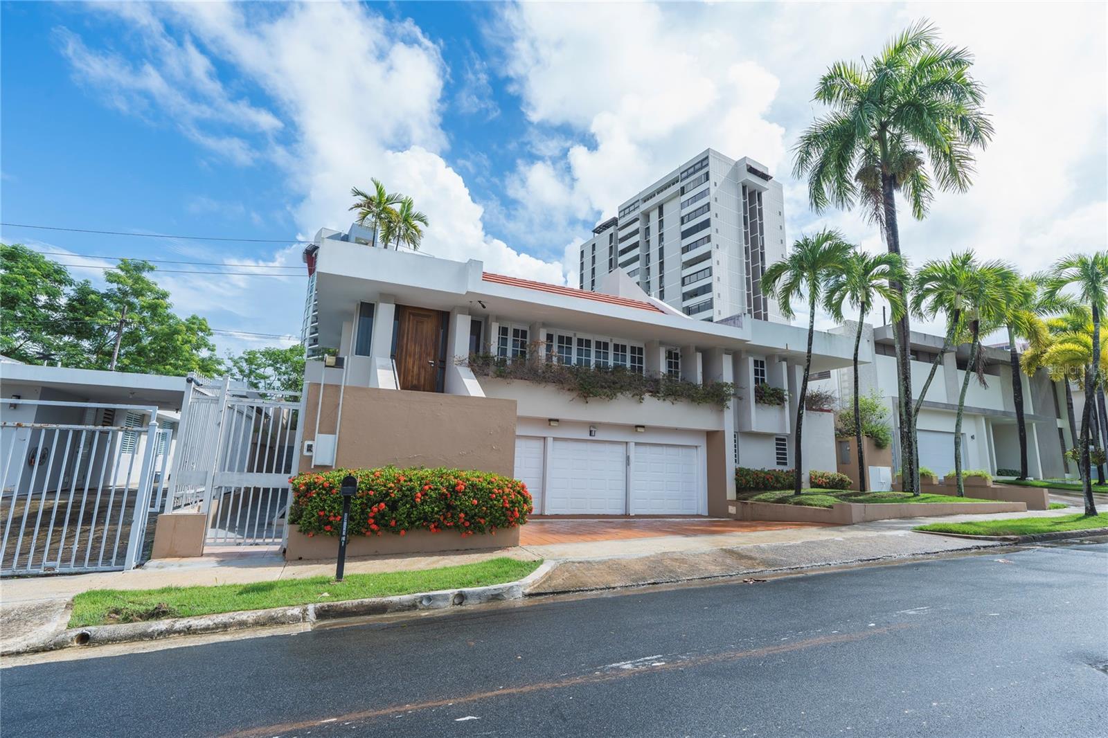 I-16 BUCARE STREET CAPARRA HILLS - Residential