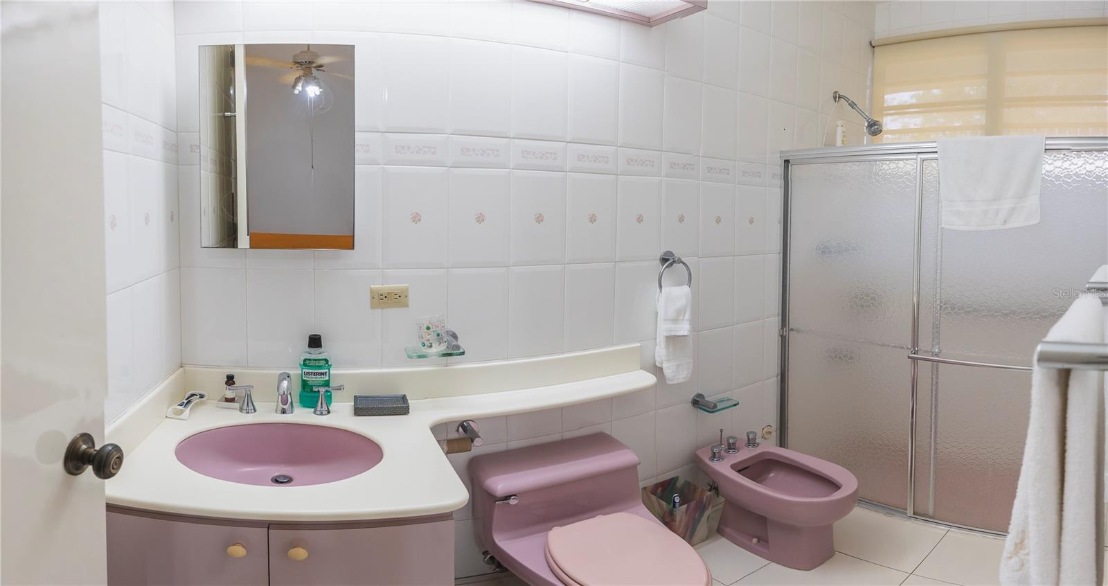 I-16 BUCARE STREET CAPARRA HILLS - Residential