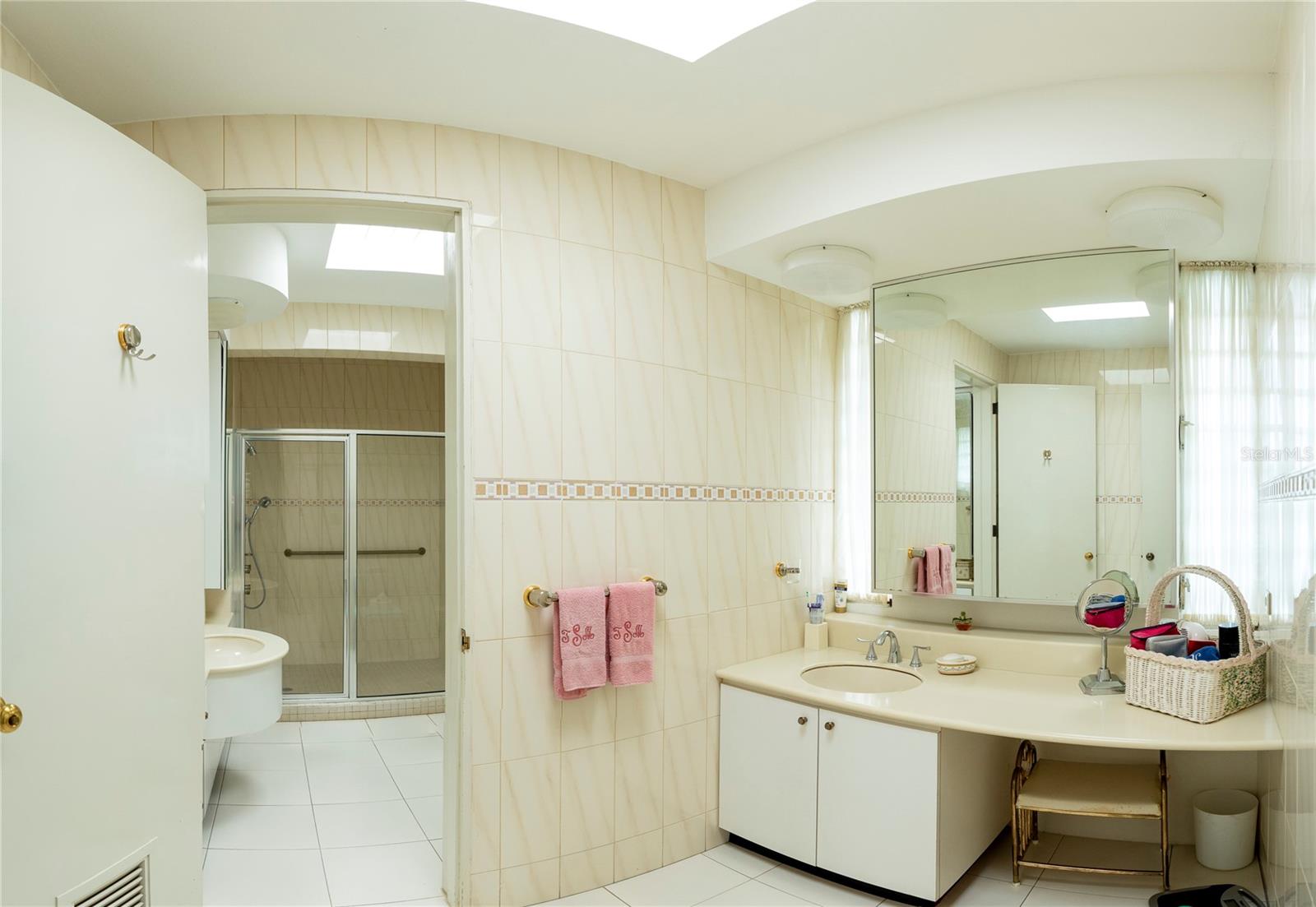 I-16 BUCARE STREET CAPARRA HILLS - Residential