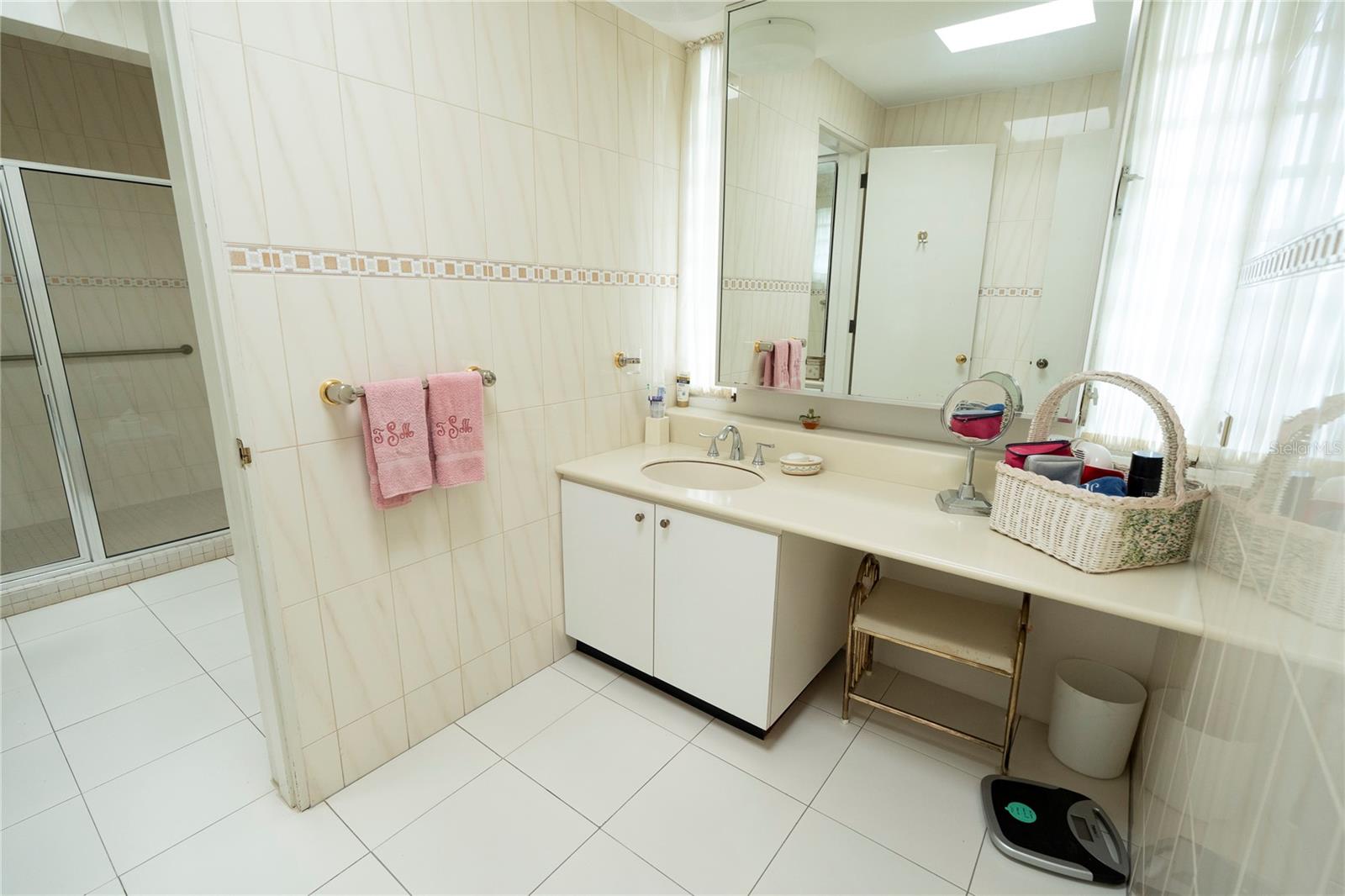 I-16 BUCARE STREET CAPARRA HILLS - Residential