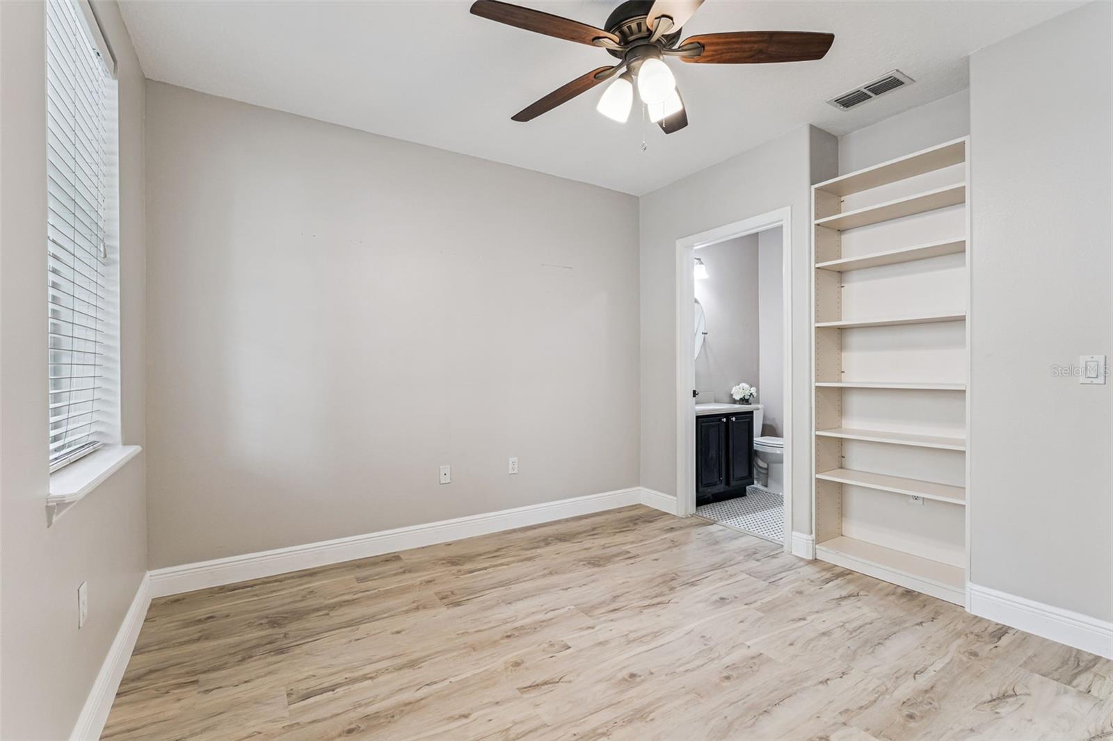 BALDWIN PARK - Residential