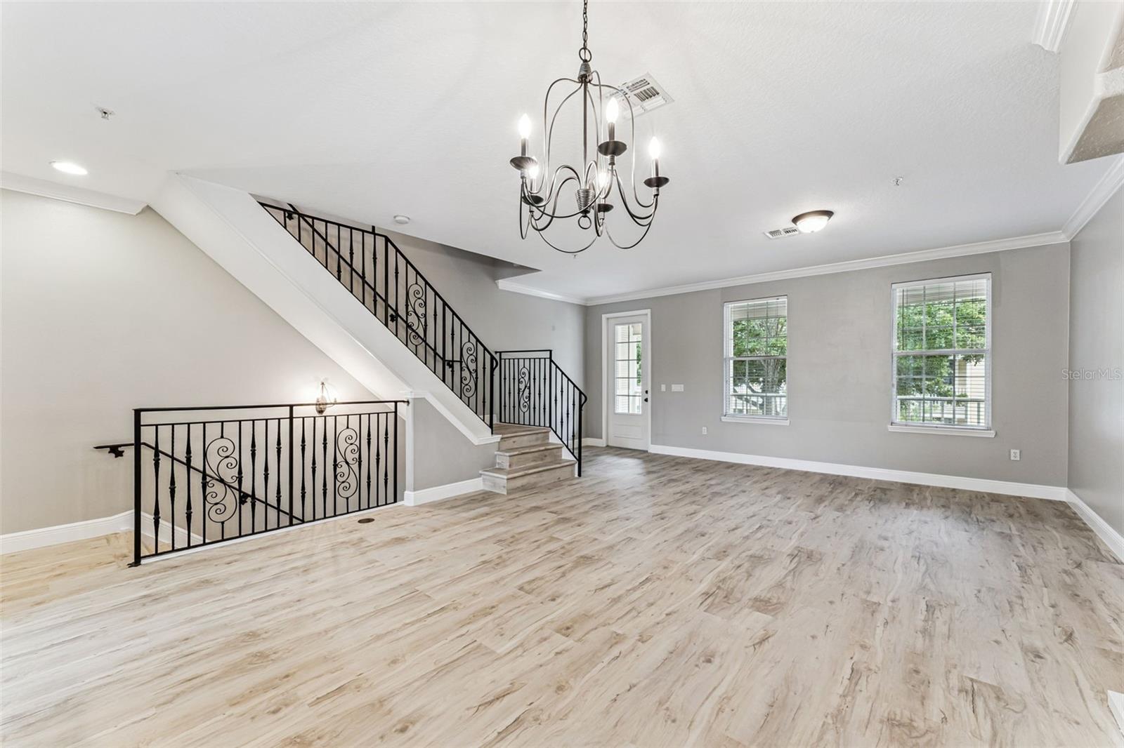 BALDWIN PARK - Residential