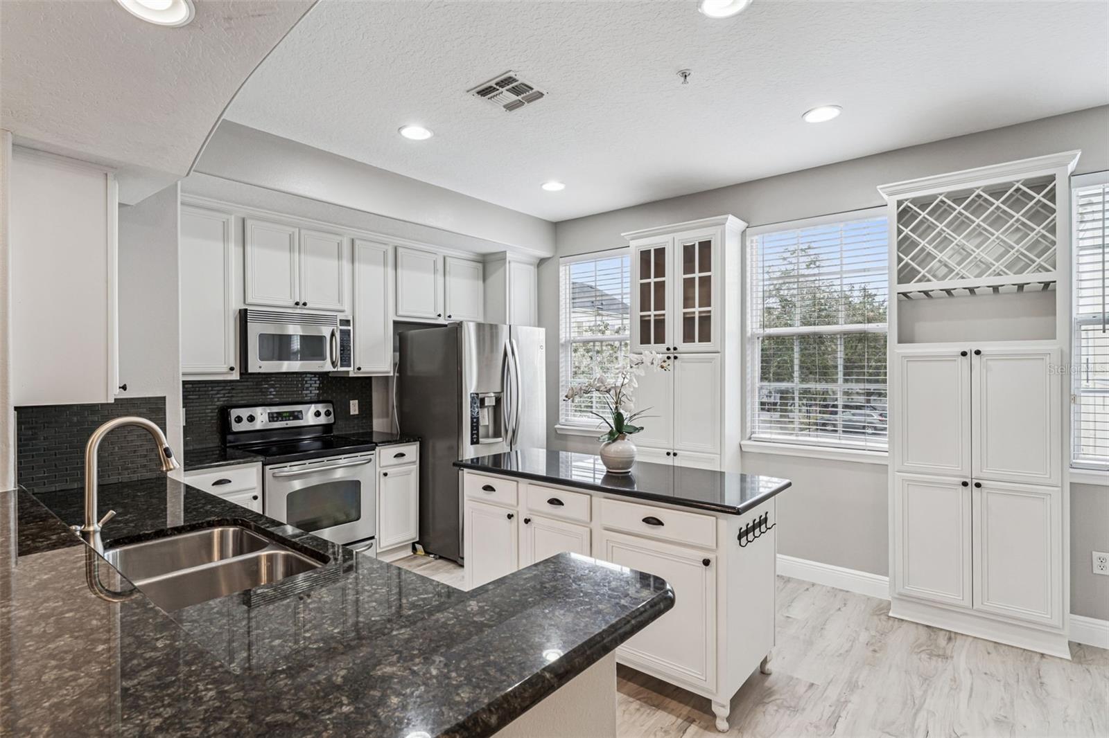 BALDWIN PARK - Residential