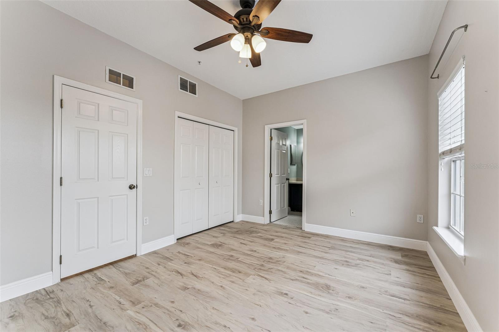 BALDWIN PARK - Residential