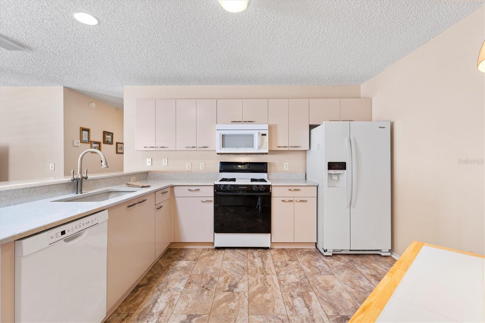 VILLAGES/MARION PINECREST VILL - Residential