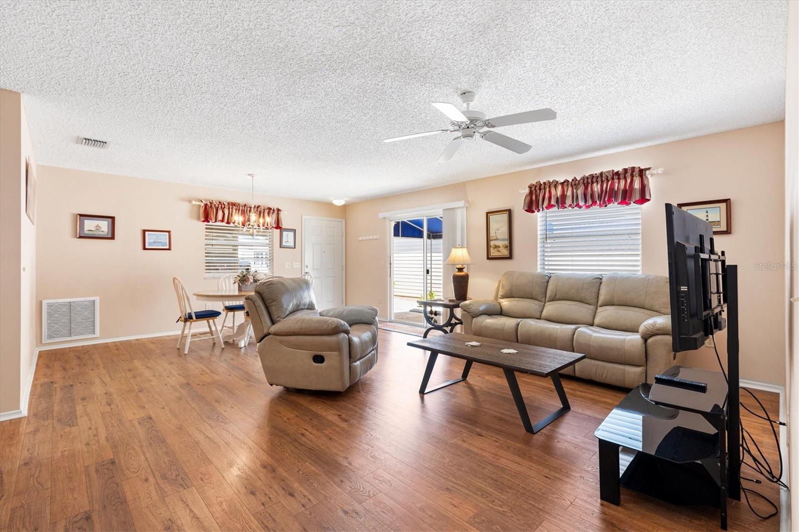 VILLAGES/MARION PINECREST VILL - Residential