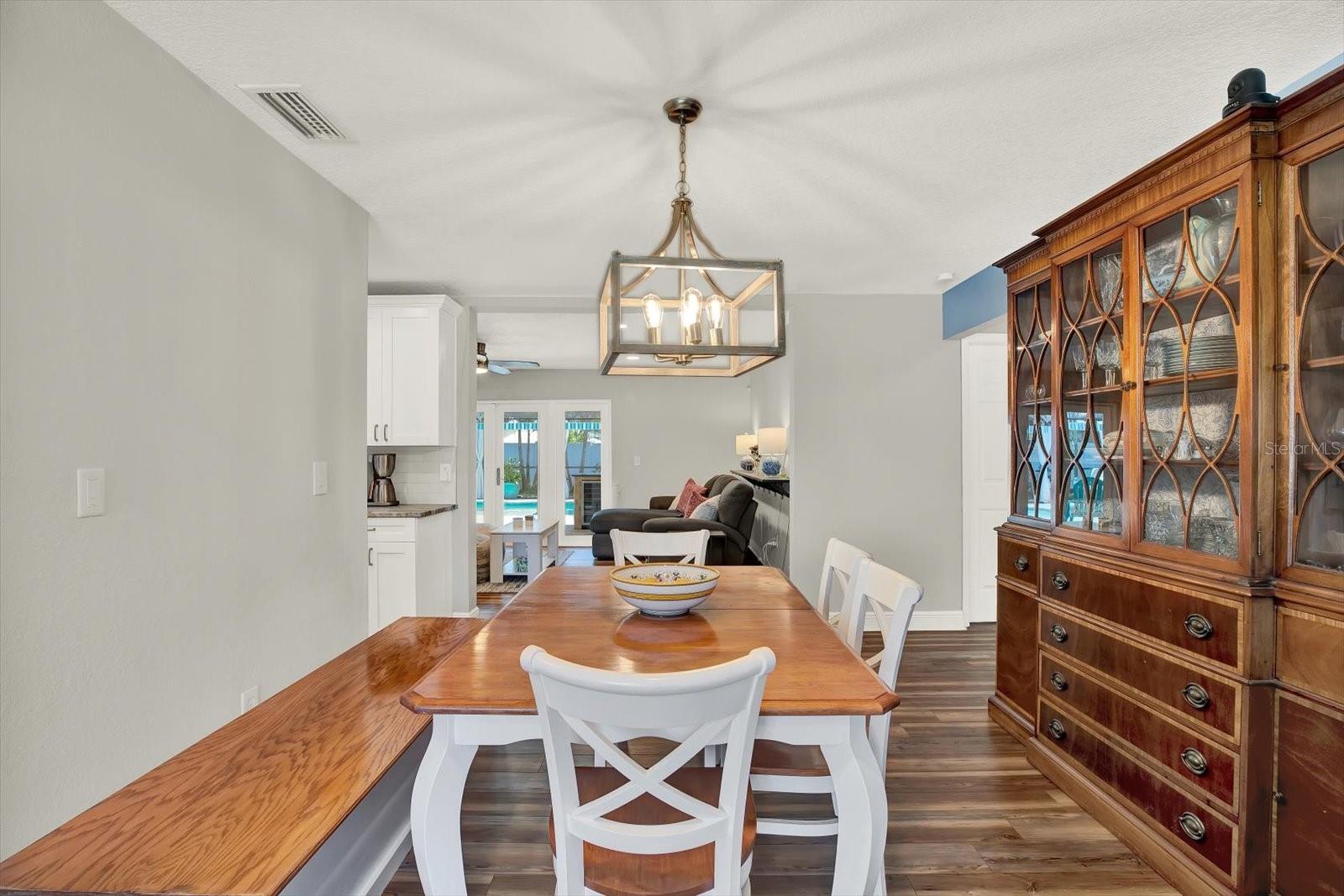 LEONA HEIGHTS - Residential