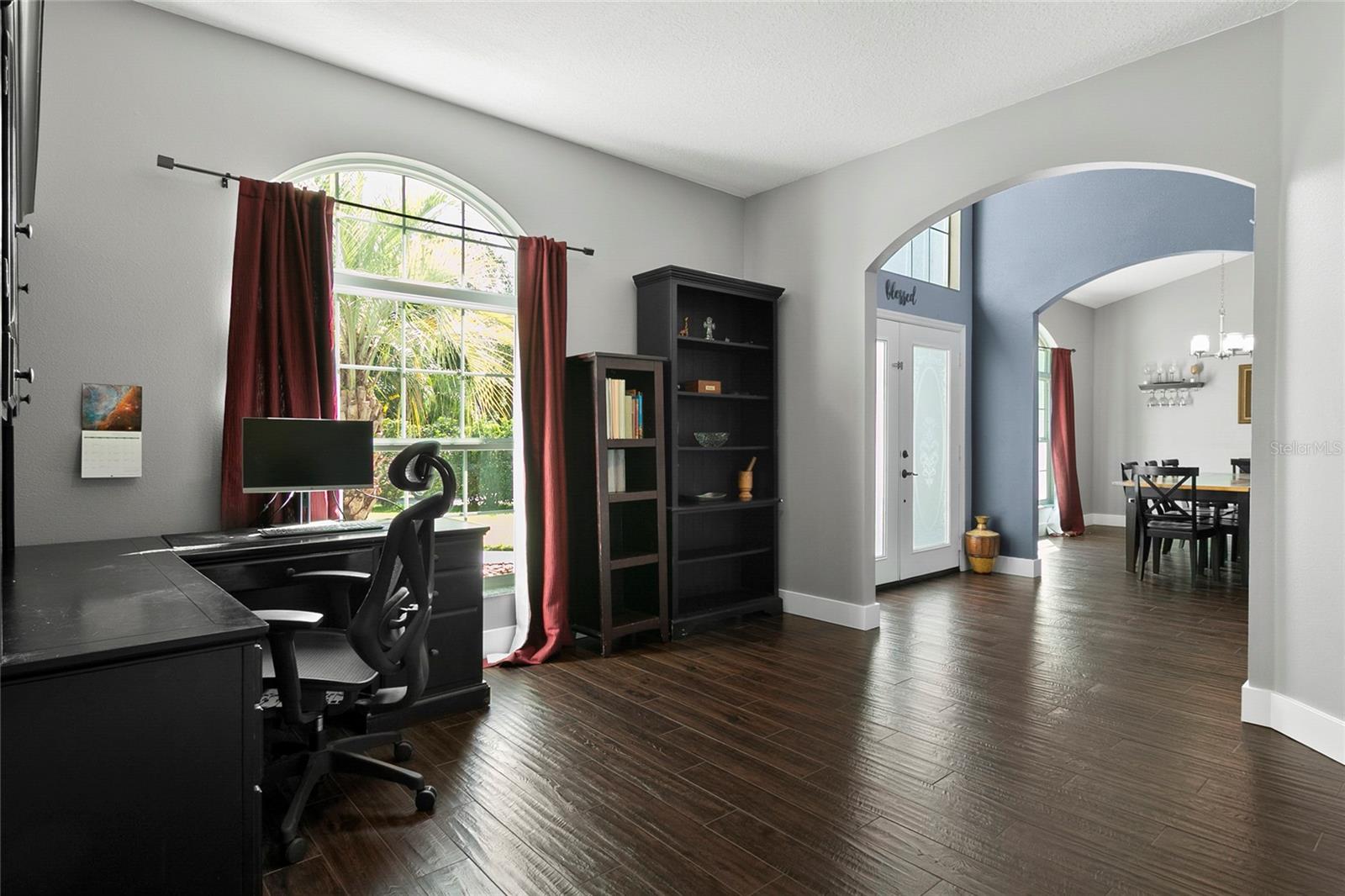 KINGSBRIDGE WEST - Residential