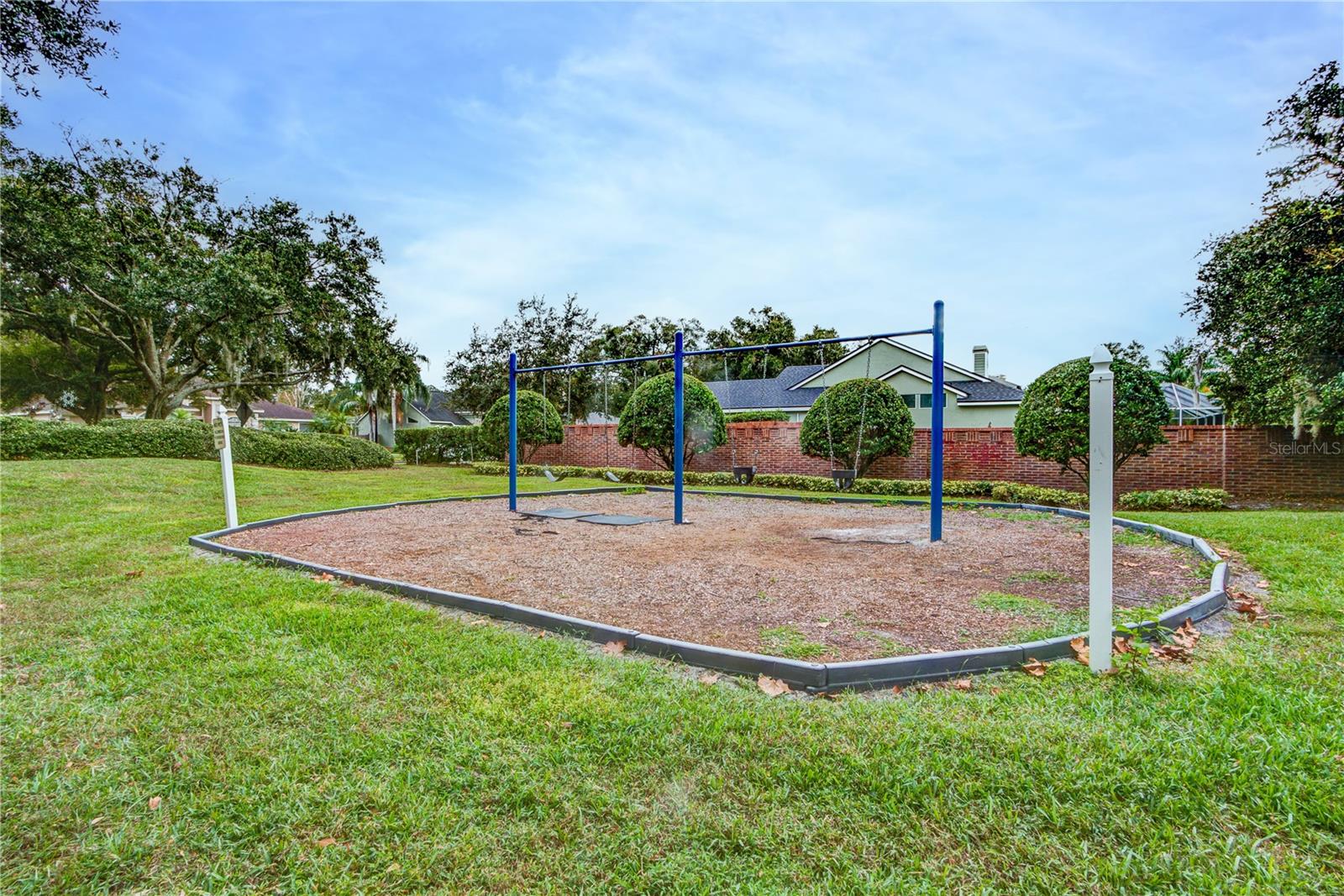 KINGSBRIDGE WEST - Residential