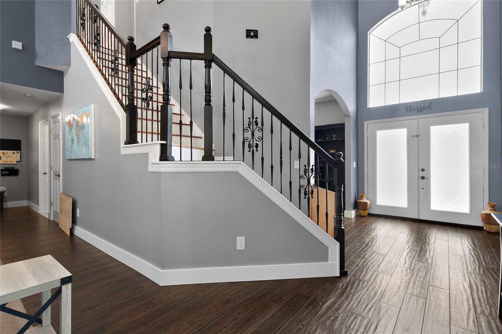 KINGSBRIDGE WEST - Residential