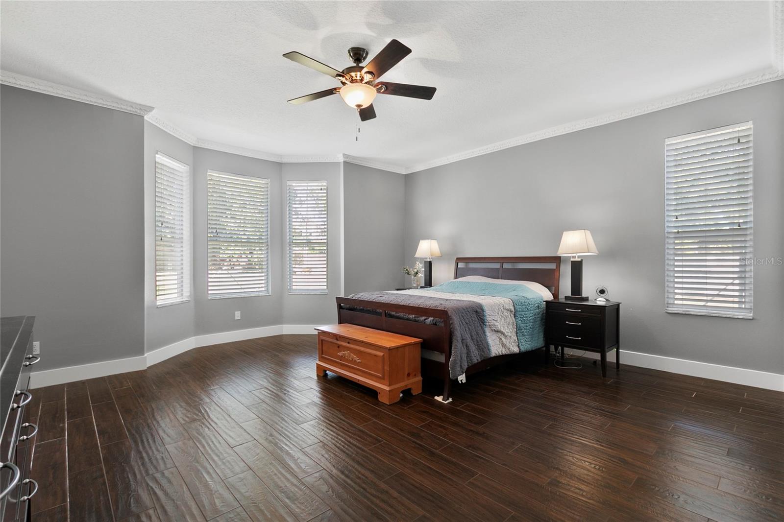 KINGSBRIDGE WEST - Residential