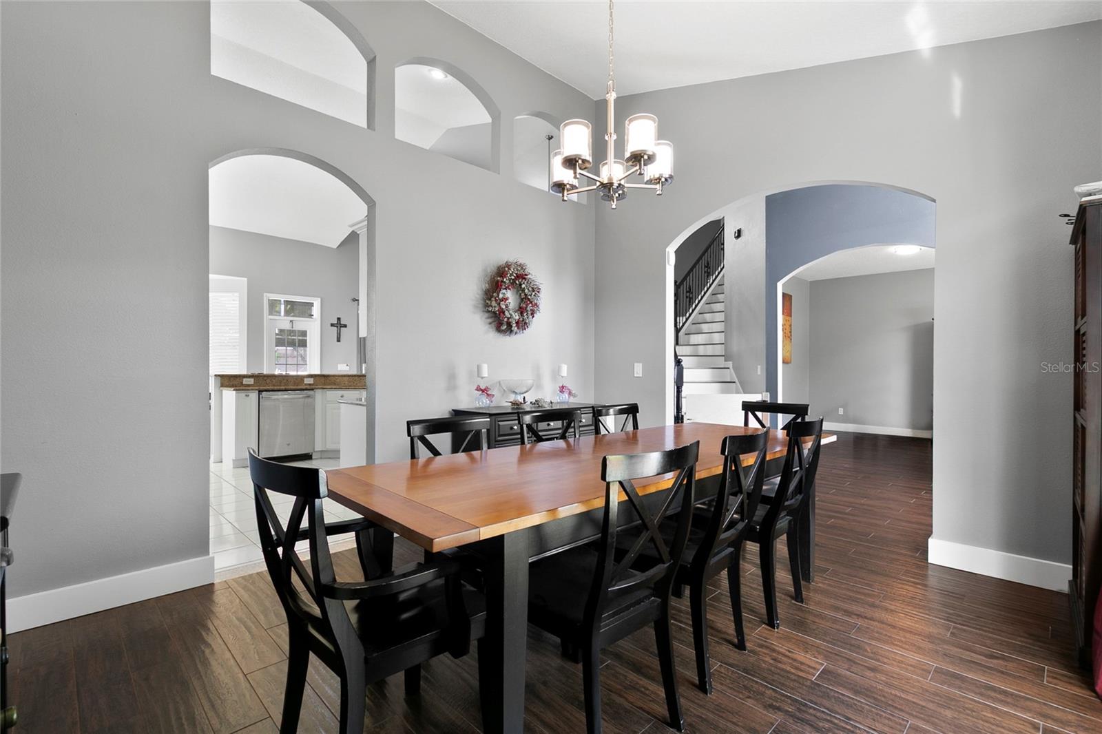 KINGSBRIDGE WEST - Residential