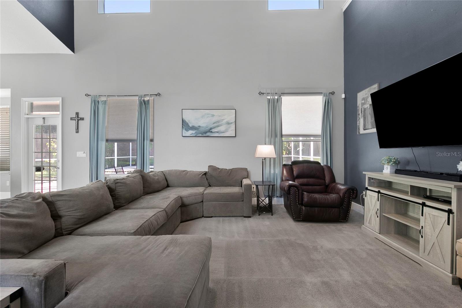 KINGSBRIDGE WEST - Residential
