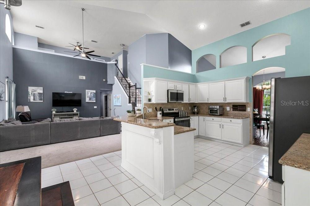 KINGSBRIDGE WEST - Residential