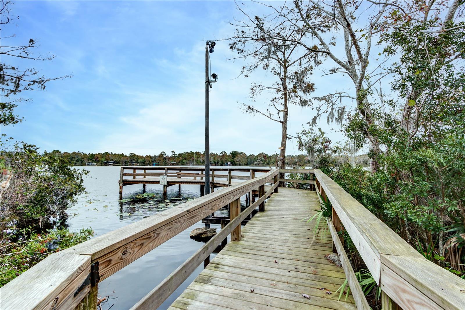 KINGSBRIDGE WEST - Residential