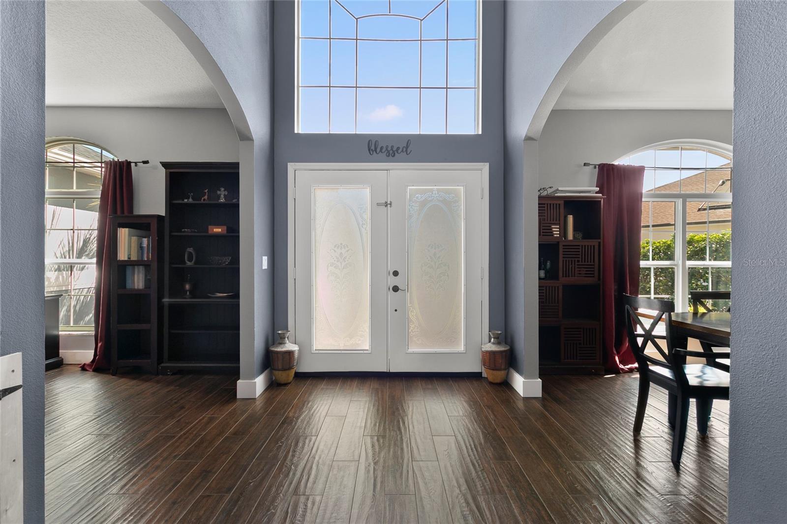 KINGSBRIDGE WEST - Residential