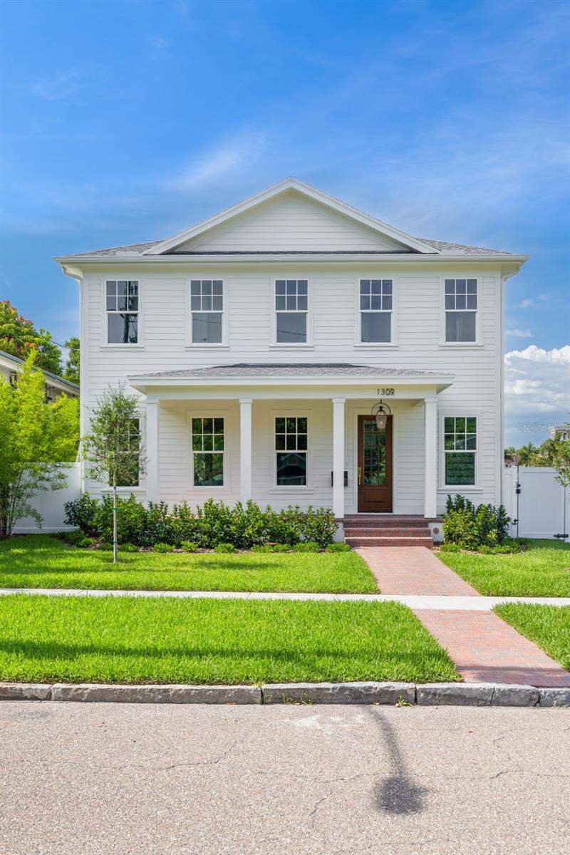 1309 17th Ave N, St Petersburg, FL, 33704, USA, 5 Bedrooms Bedrooms, ,4 BathroomsBathrooms,Residential,Active,1309 17th Ave N,TB8480058