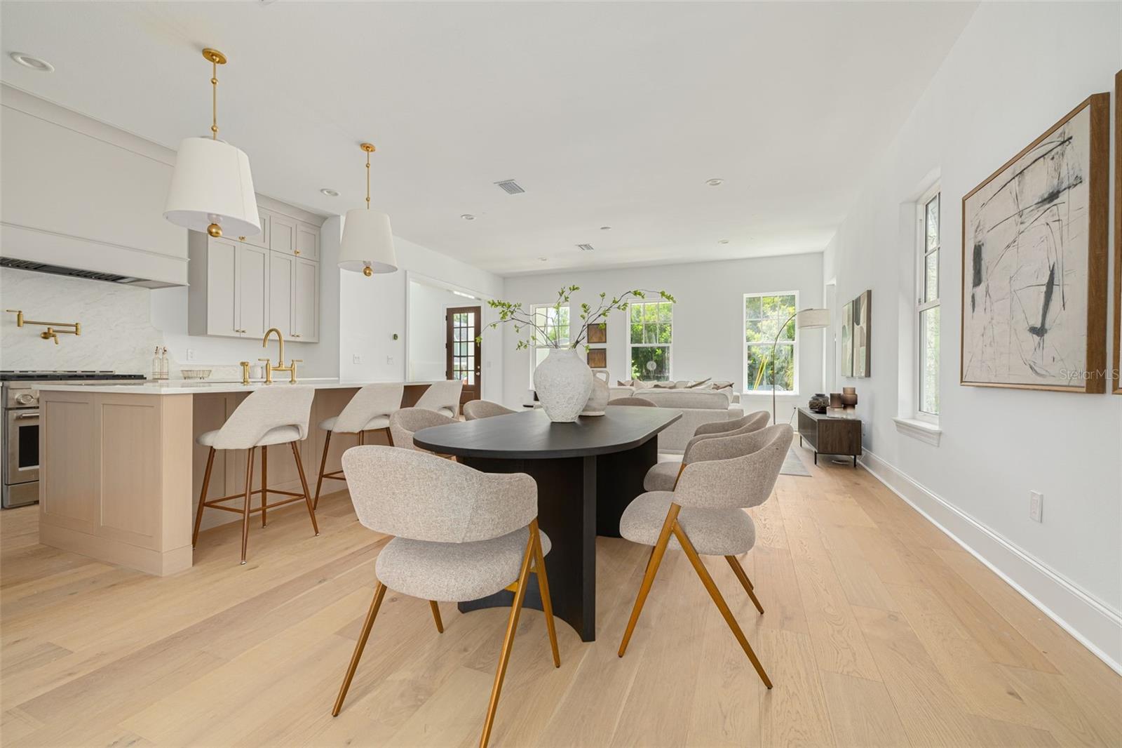 1309 17th Ave N, St Petersburg, FL, 33704, USA, 5 Bedrooms Bedrooms, ,4 BathroomsBathrooms,Residential,Active,1309 17th Ave N,TB8480058