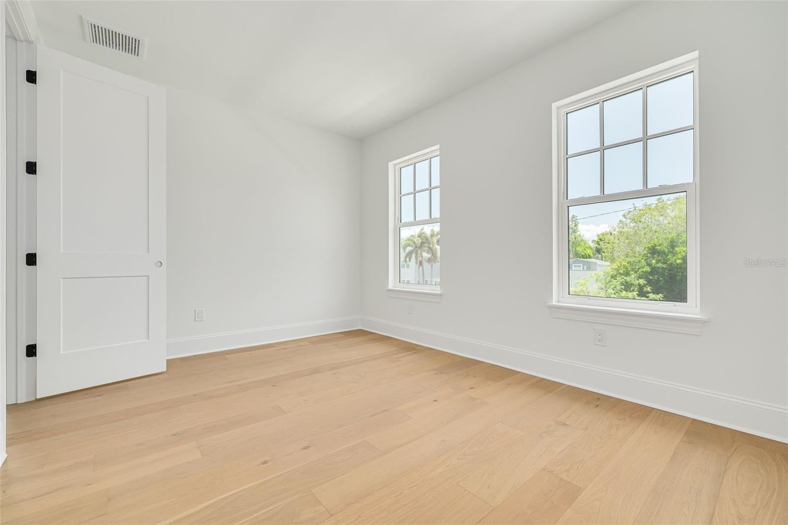 1309 17th Ave N, St Petersburg, FL, 33704, USA, 5 Bedrooms Bedrooms, ,4 BathroomsBathrooms,Residential,Active,1309 17th Ave N,TB8480058