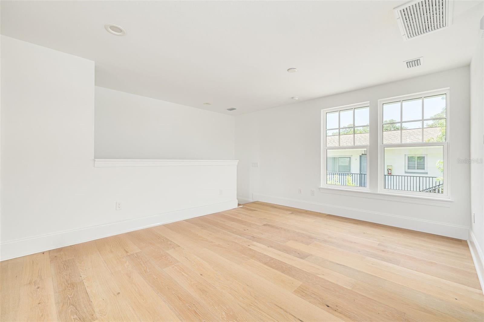 1309 17th Ave N, St Petersburg, FL, 33704, USA, 5 Bedrooms Bedrooms, ,4 BathroomsBathrooms,Residential,Active,1309 17th Ave N,TB8480058