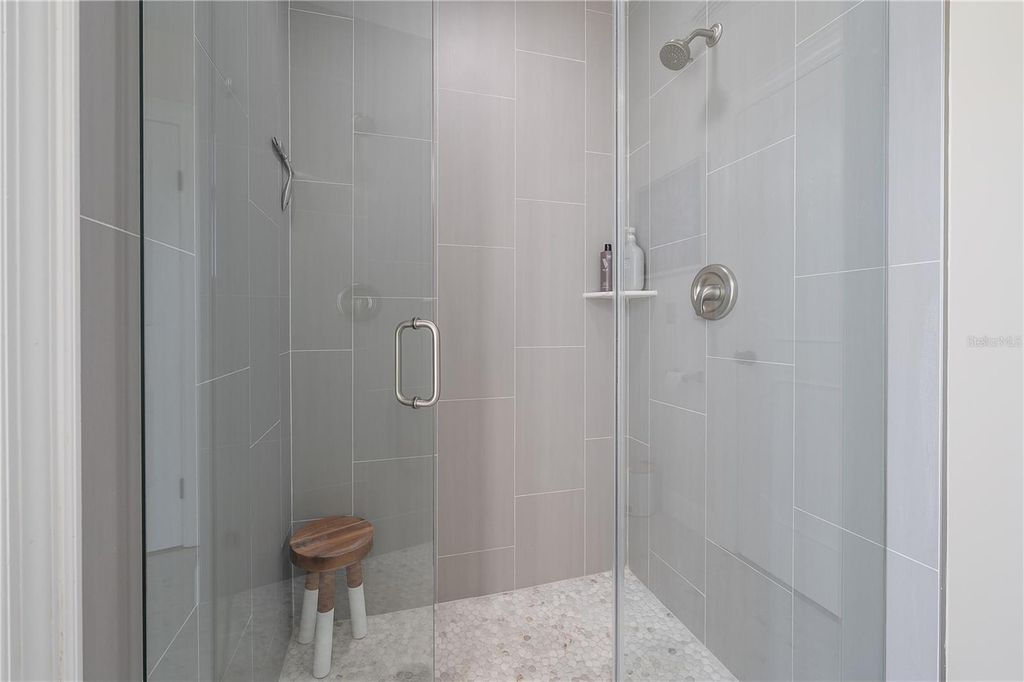 listing image 52