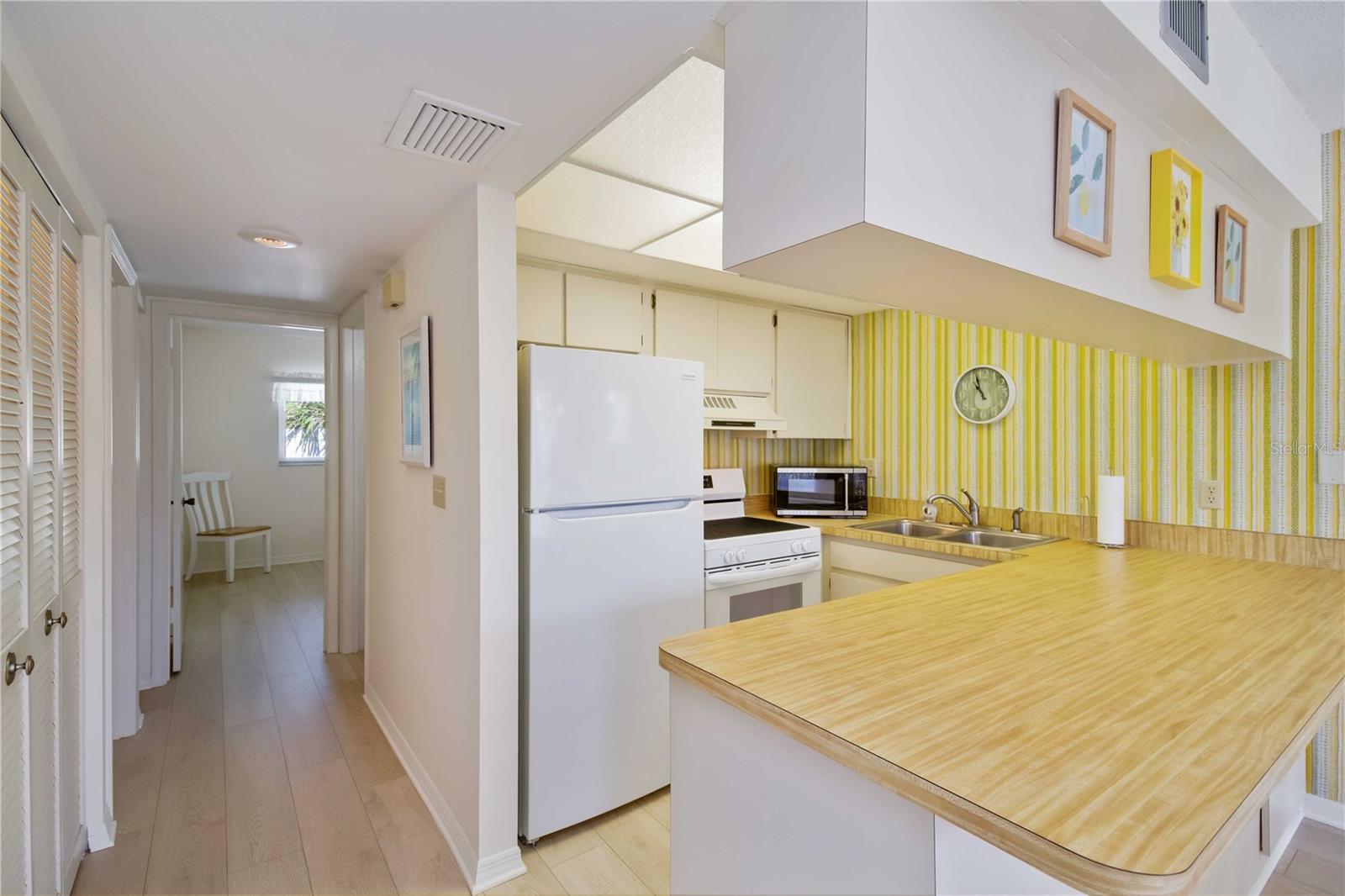 IMPERIAL PLACE - Residential