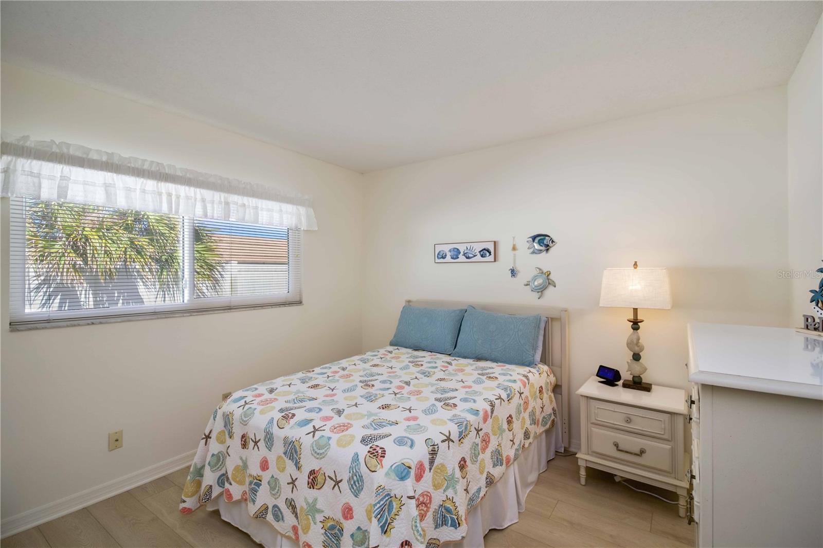 IMPERIAL PLACE - Residential