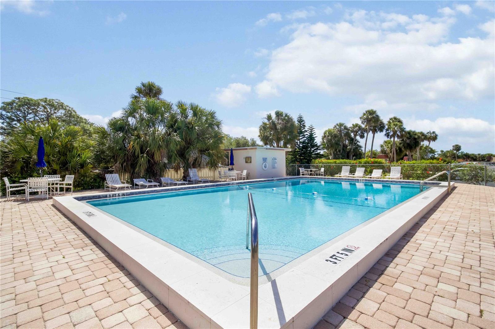 IMPERIAL PLACE - Residential