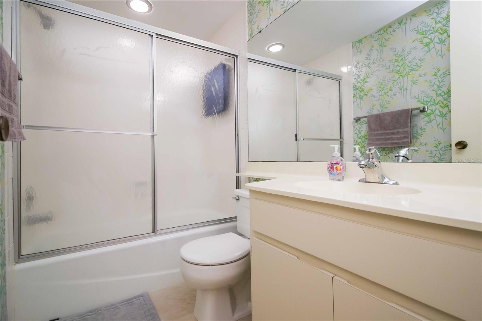 IMPERIAL PLACE - Residential