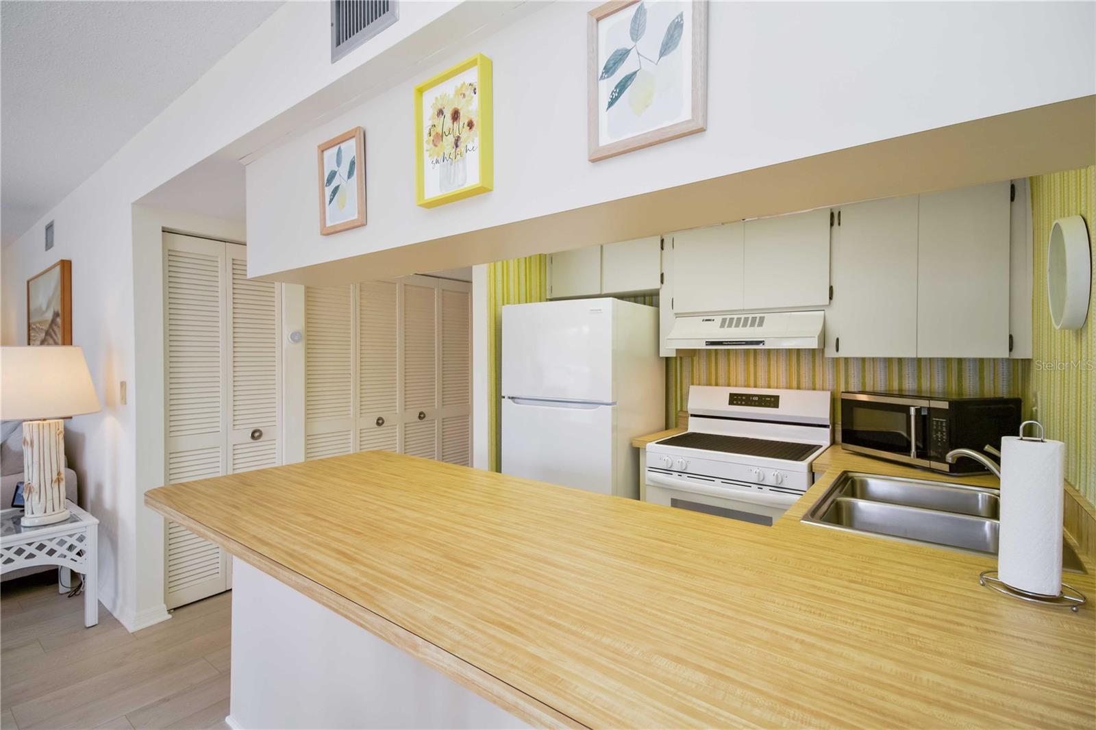 IMPERIAL PLACE - Residential