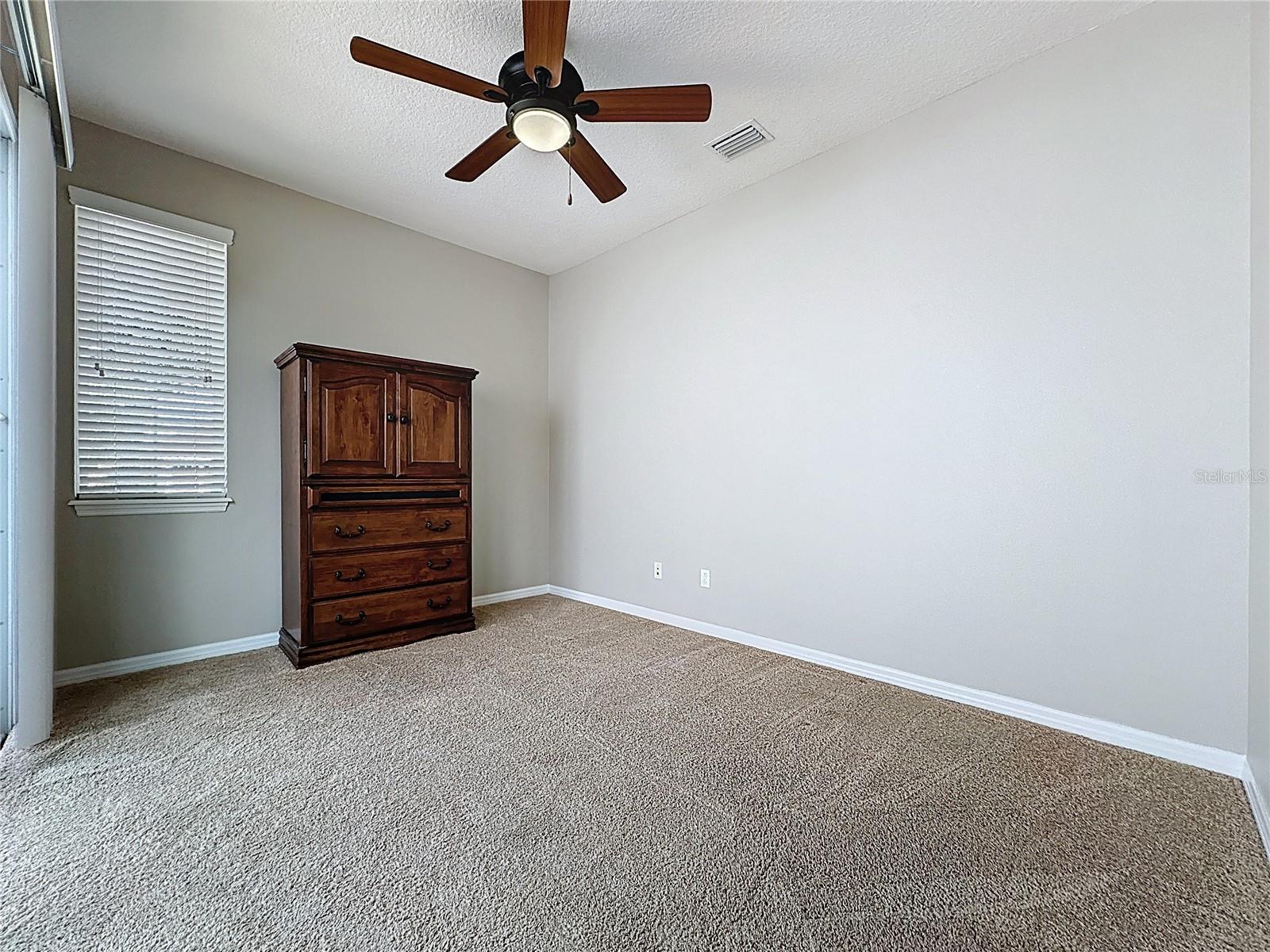 CASCADES OF GROVELAND (TRILOGY) - Residential