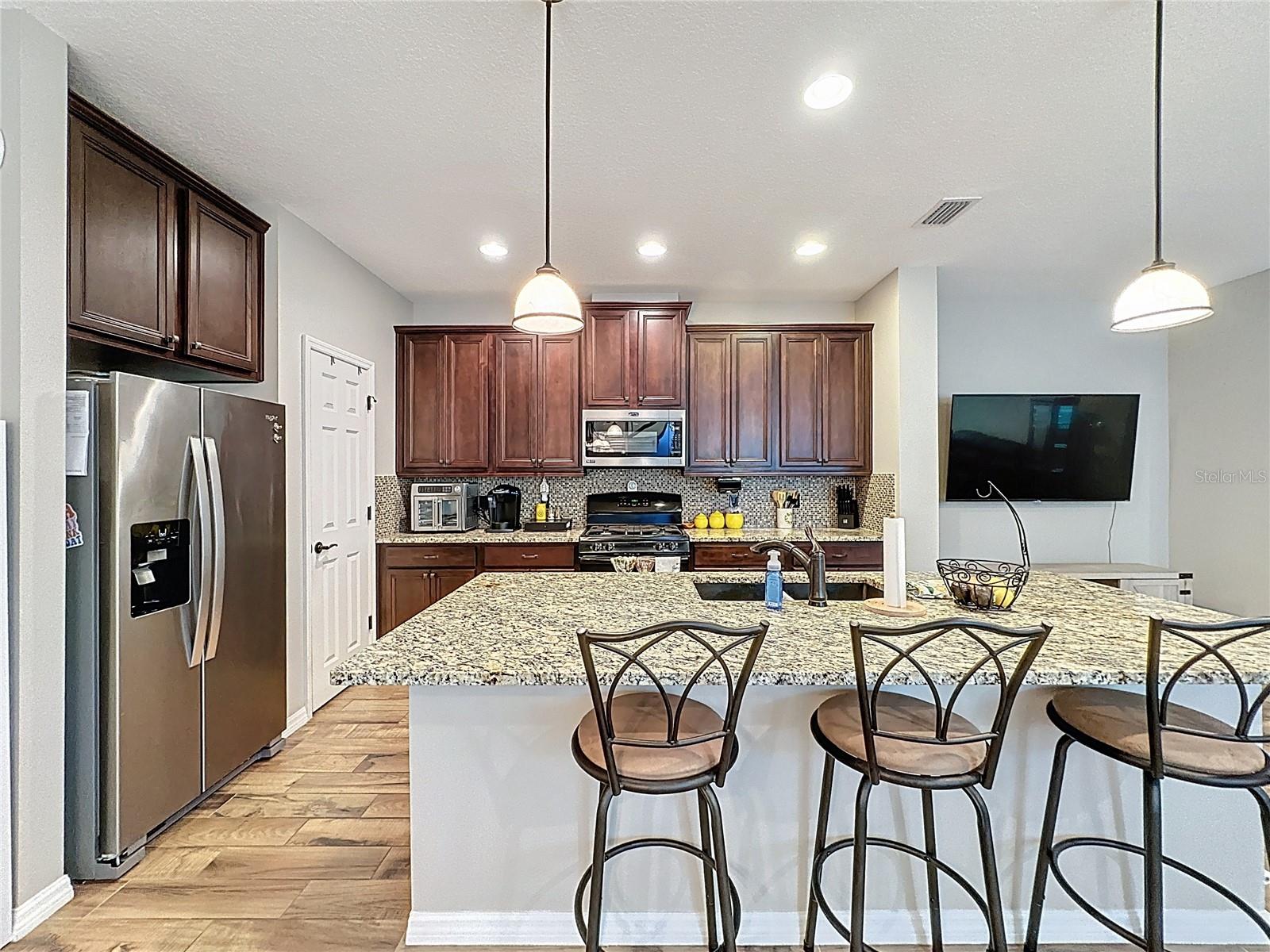 CASCADES OF GROVELAND (TRILOGY) - Residential