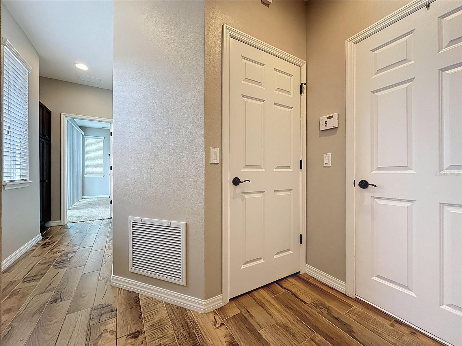 CASCADES OF GROVELAND (TRILOGY) - Residential