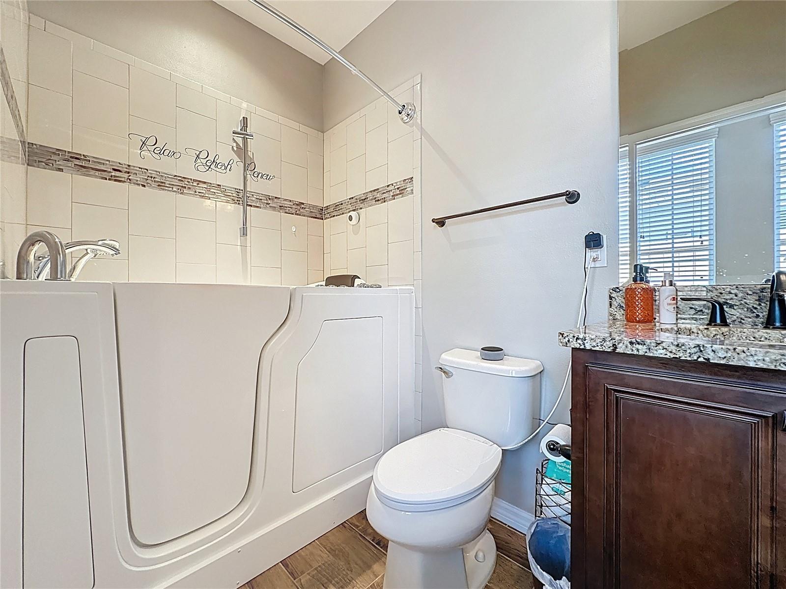 CASCADES OF GROVELAND (TRILOGY) - Residential