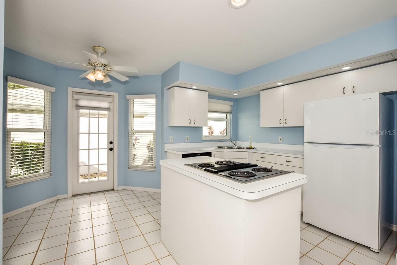 VILLAS OF SOMERSET - Residential