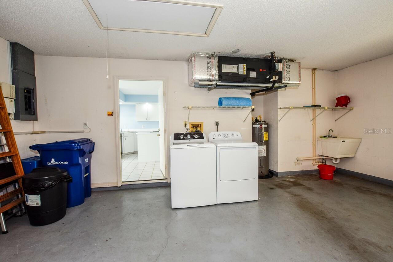 VILLAS OF SOMERSET - Residential