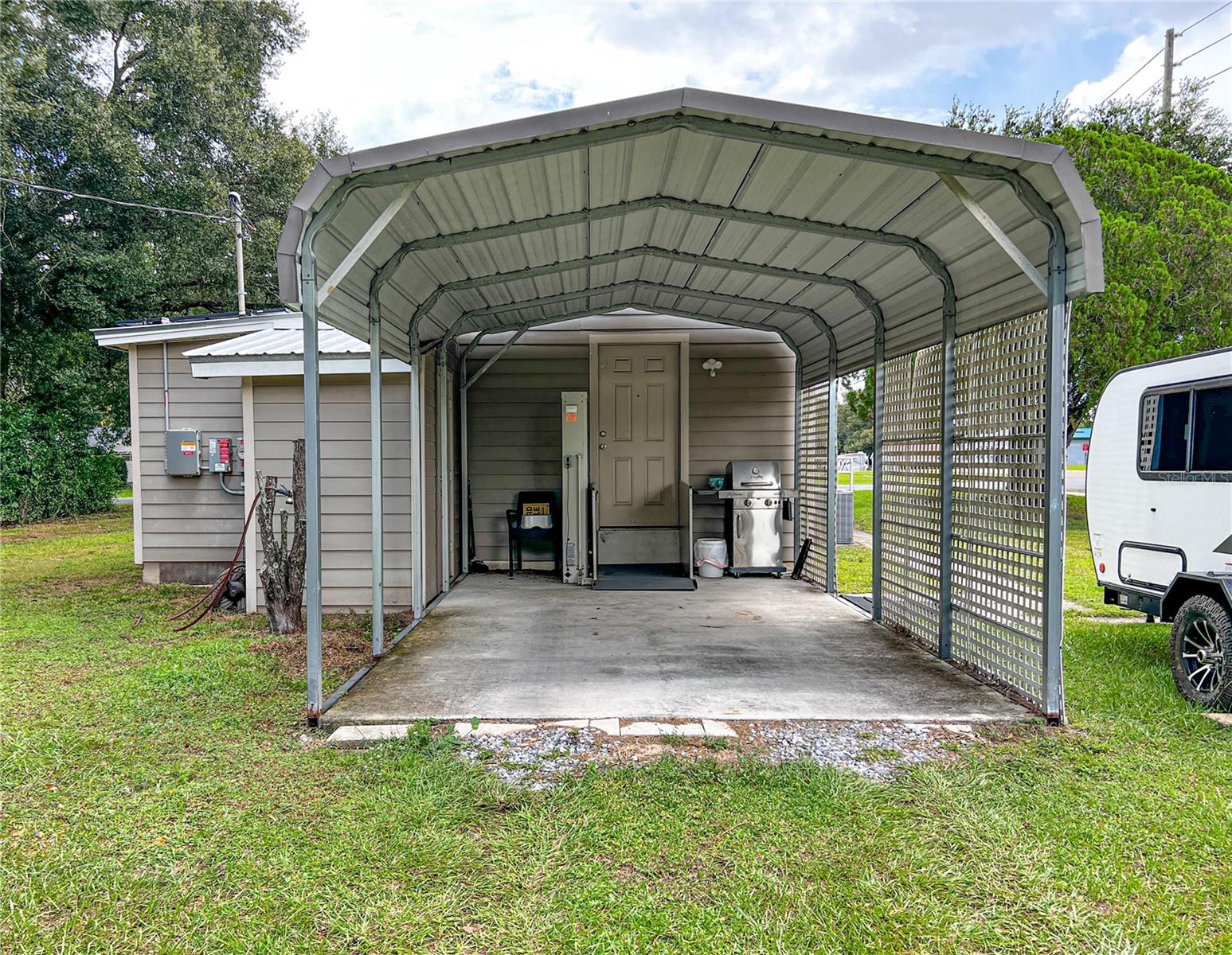 CITY ZEPHYRHILLS - Residential