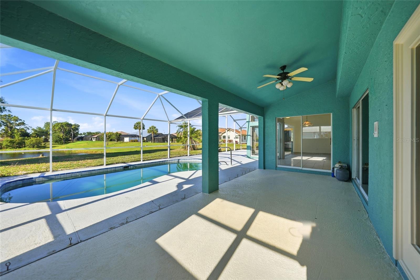 ROTONDA WEST BROADMOOR - Residential