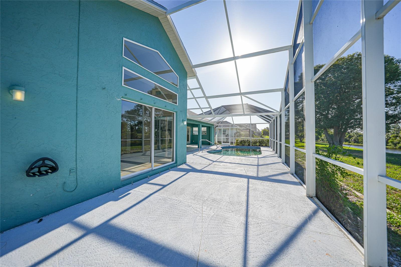 ROTONDA WEST BROADMOOR - Residential