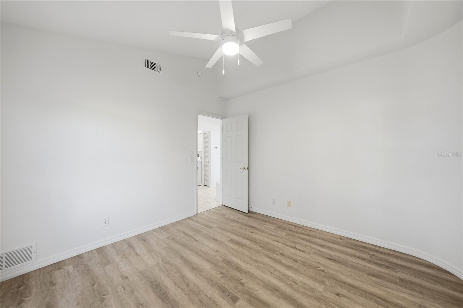 ROTONDA WEST BROADMOOR - Residential