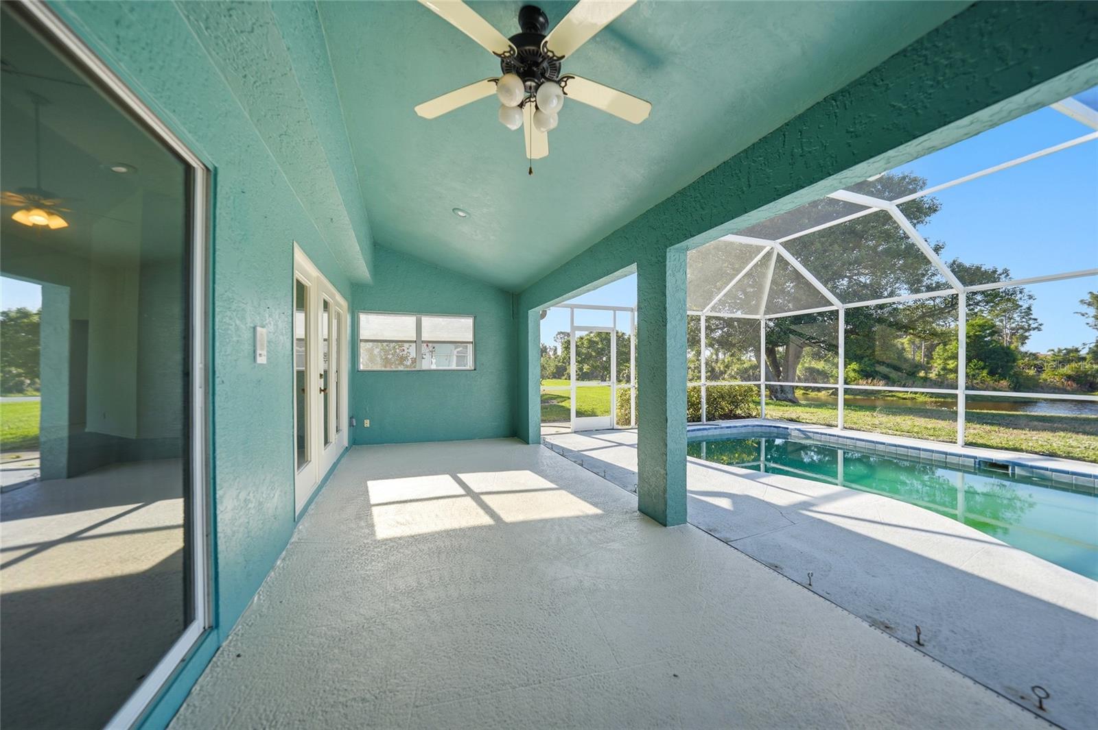 ROTONDA WEST BROADMOOR - Residential