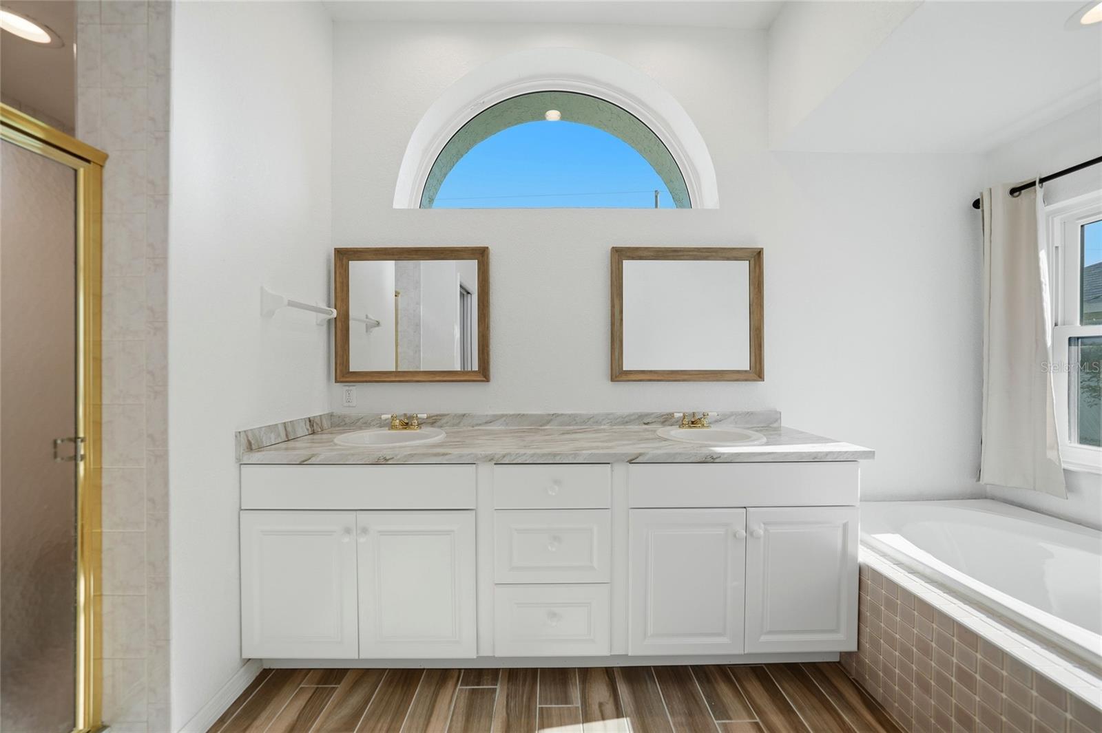 ROTONDA WEST BROADMOOR - Residential