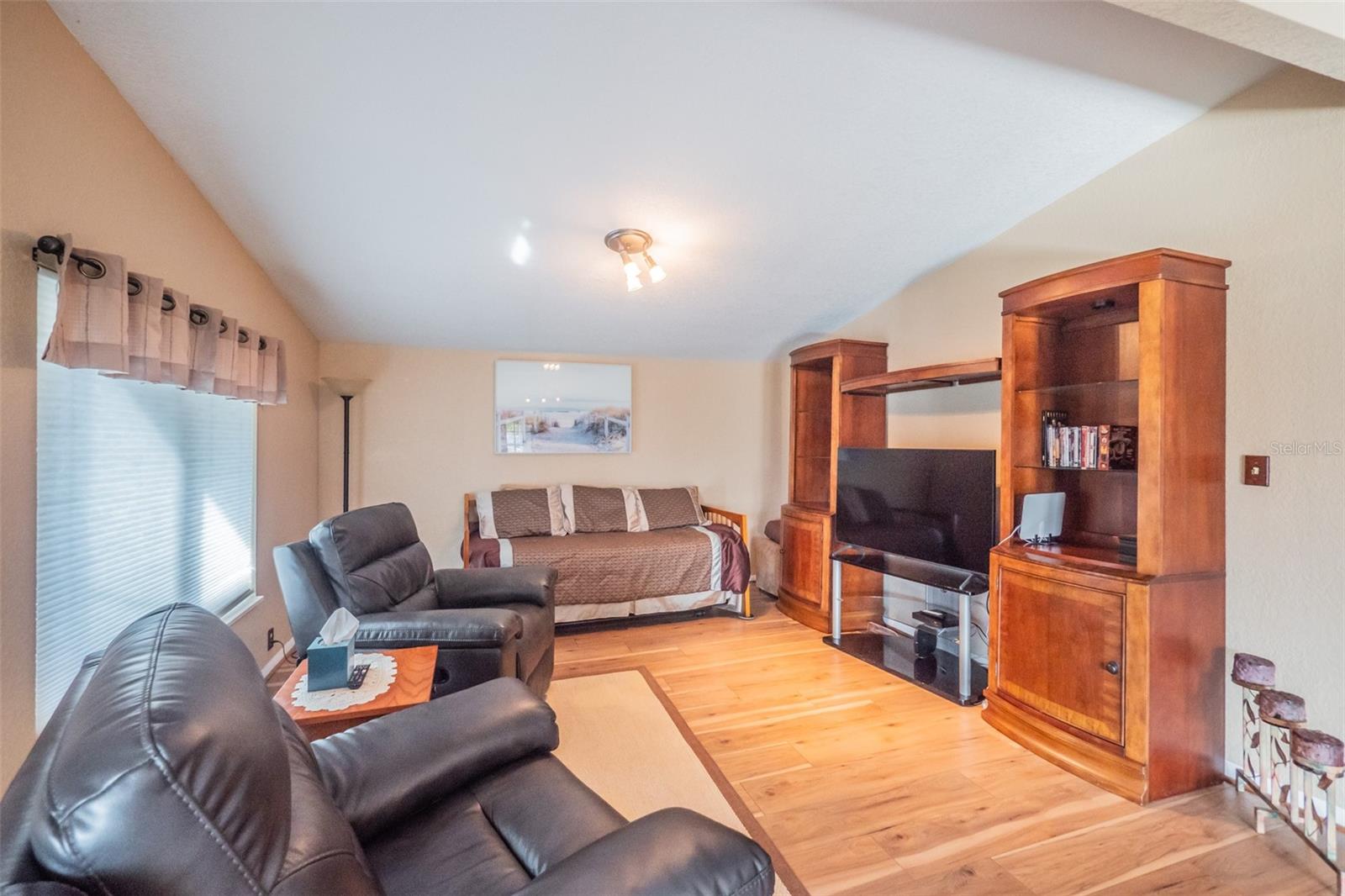 WESTERN SHORES 2ND ADD - Residential