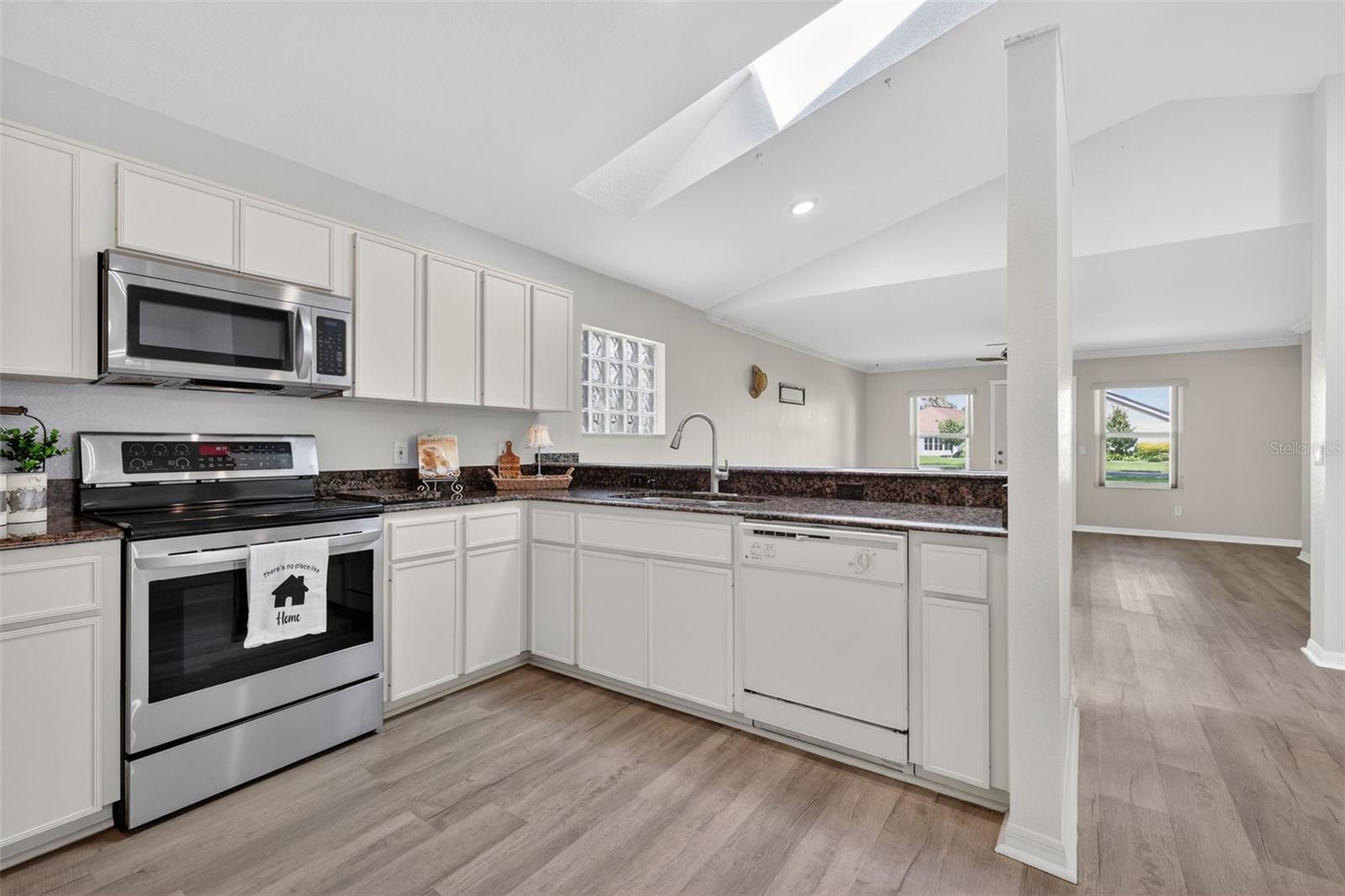 STONECREST - Residential